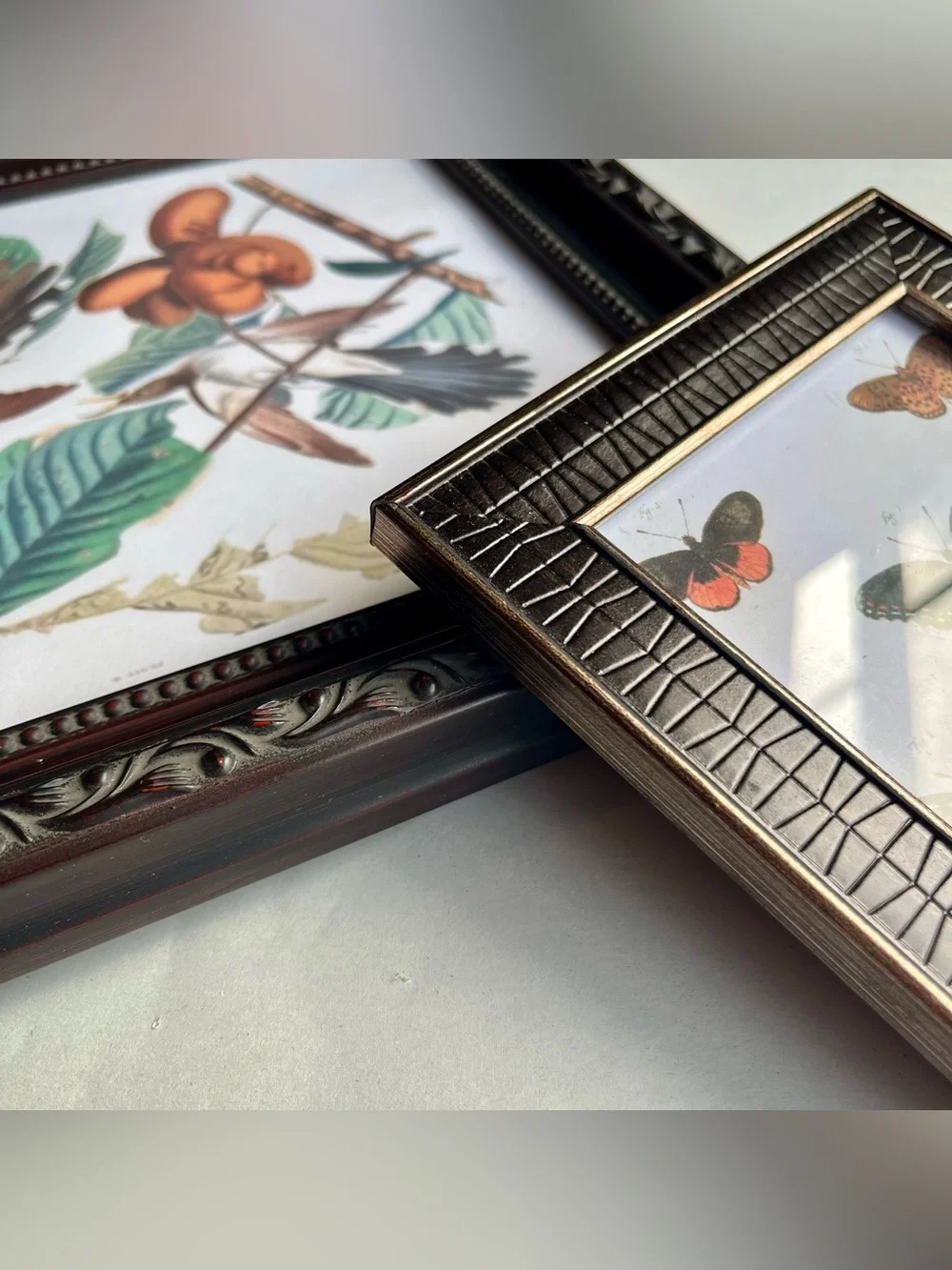Vintage Black Resin Dark Wood Picture Photo Frames w/ Fine Art Prints-Set of 2